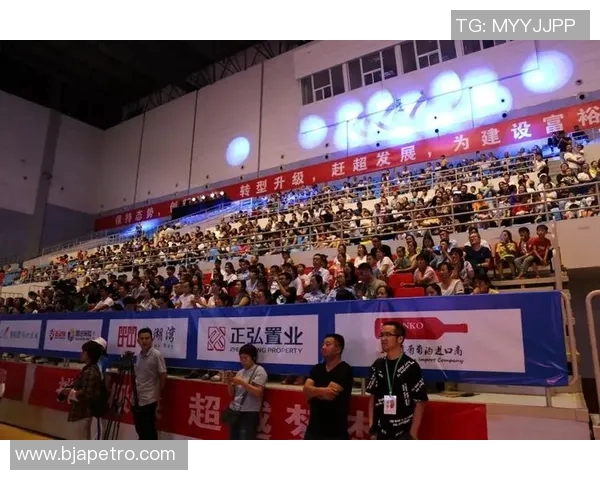 重庆极限运动队在全国街舞大赛中的节奏表现引发热议与赞赏